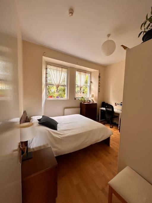 Victorian Flat In Hackney * Londra