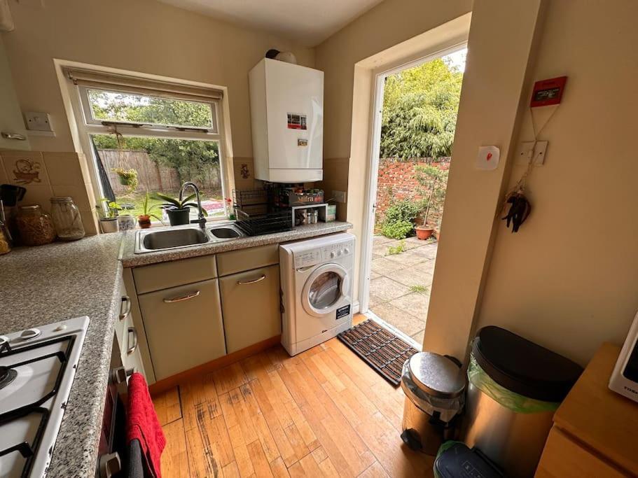 Victorian Flat In Hackney Londra